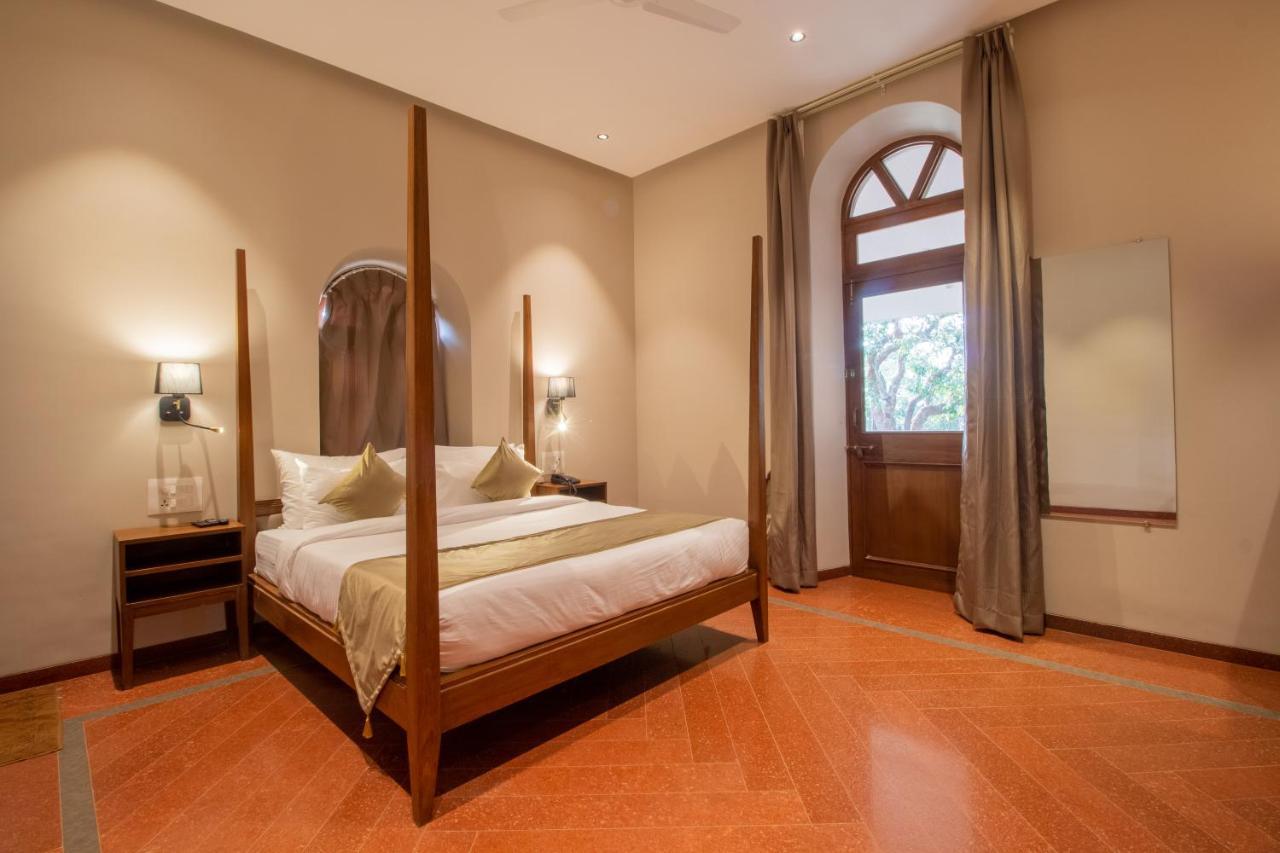 R R Heritage Resort Pure Vegetarian Mahābaleshwar Eksteriør bilde