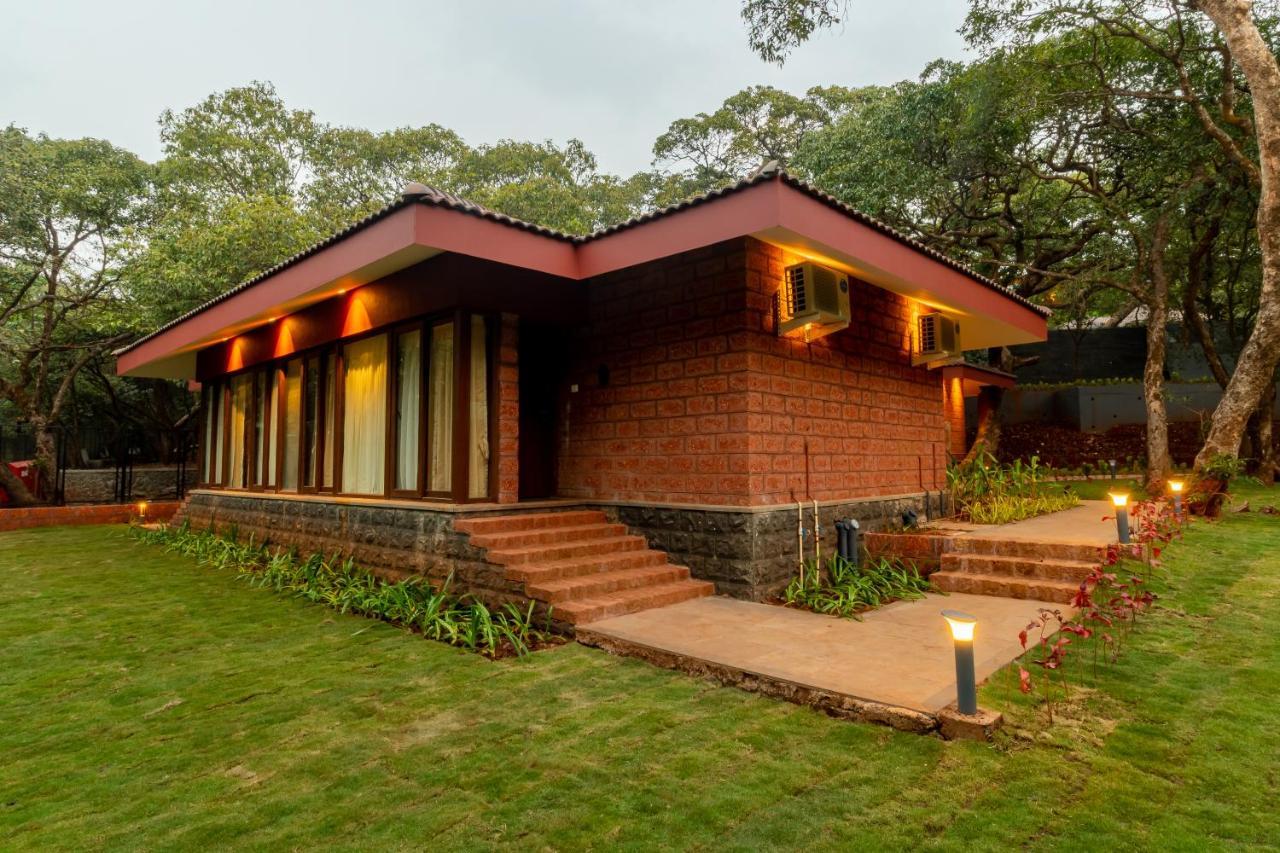R R Heritage Resort Pure Vegetarian Mahābaleshwar Eksteriør bilde